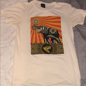 Obey women’s T-shirt